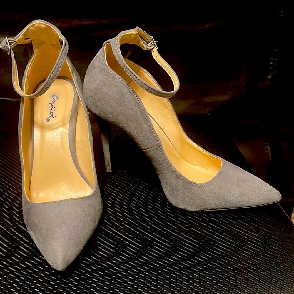 Pump shoe